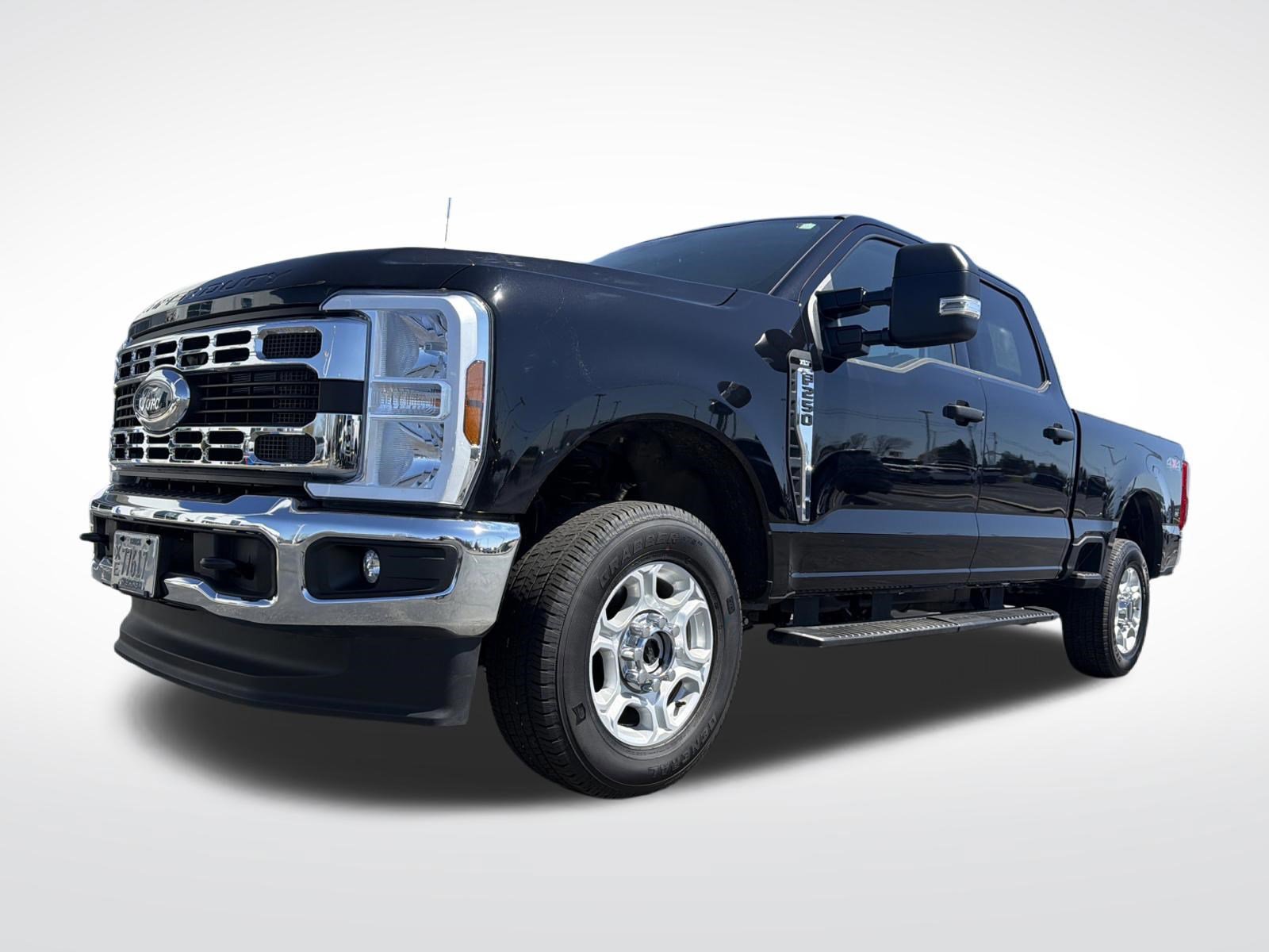 Certified 2025 Ford F250 XLT AWD/4WD image 18