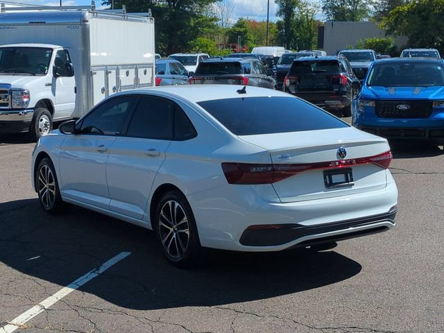 Used 2025 Volkswagen Jetta Sport FWD image 5