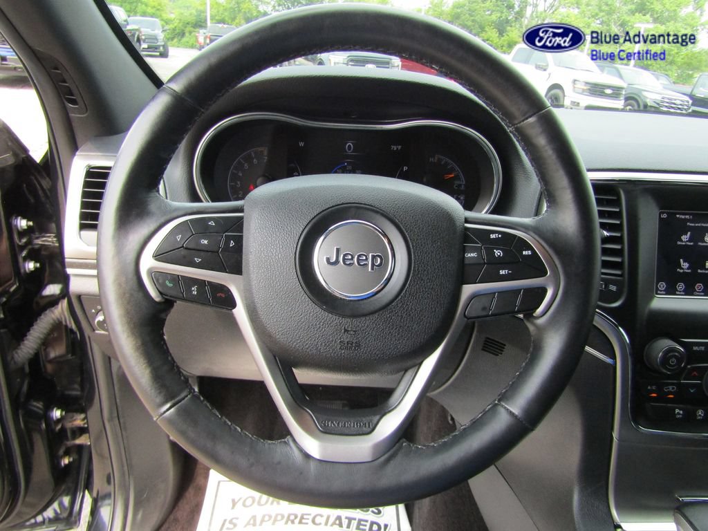 Used 2018 Jeep Grand Cherokee Limited AWD/4WD image 15