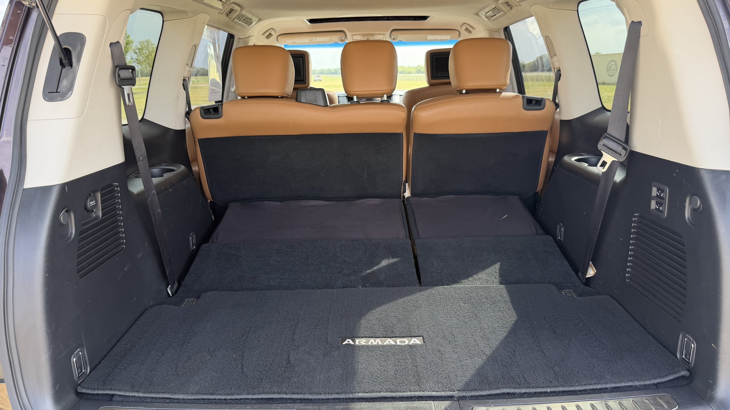 Used 2017 Nissan Armada Platinum AWD/4WD image 8
