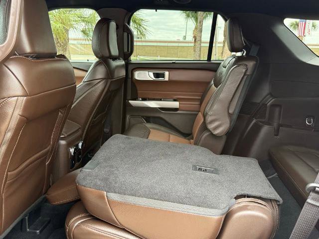 Certified 2024 Ford Explorer King Ranch w/ Technology Package RWD image 28