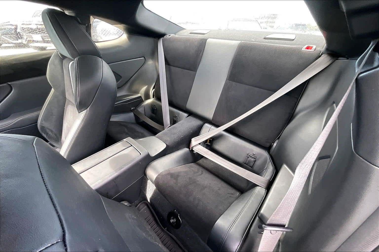 Used 2025 Toyota GR86 Premium w/ Performance Package RWD image 28