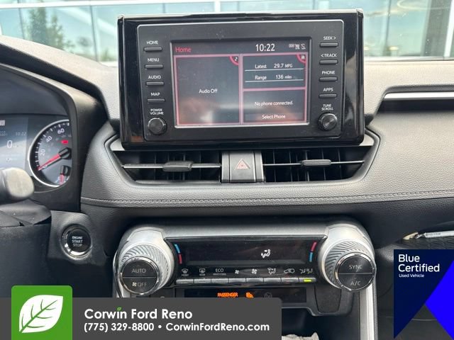 Used 2019 Toyota RAV4 XLE AWD/4WD image 18