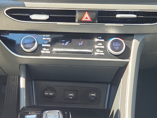 Used 2023 Hyundai Sonata Blue FWD image 17