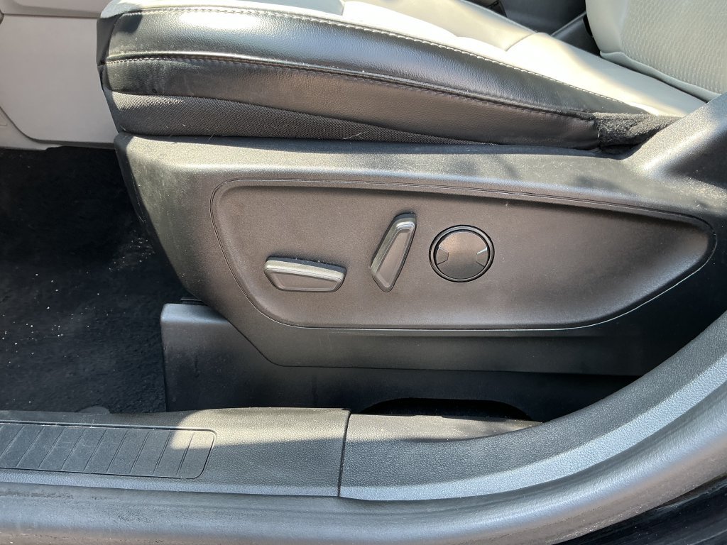 Certified 2023 Ford Escape SE FWD image 32