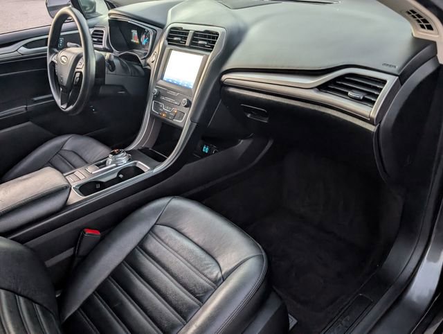 Certified 2020 Ford Fusion SE image 13