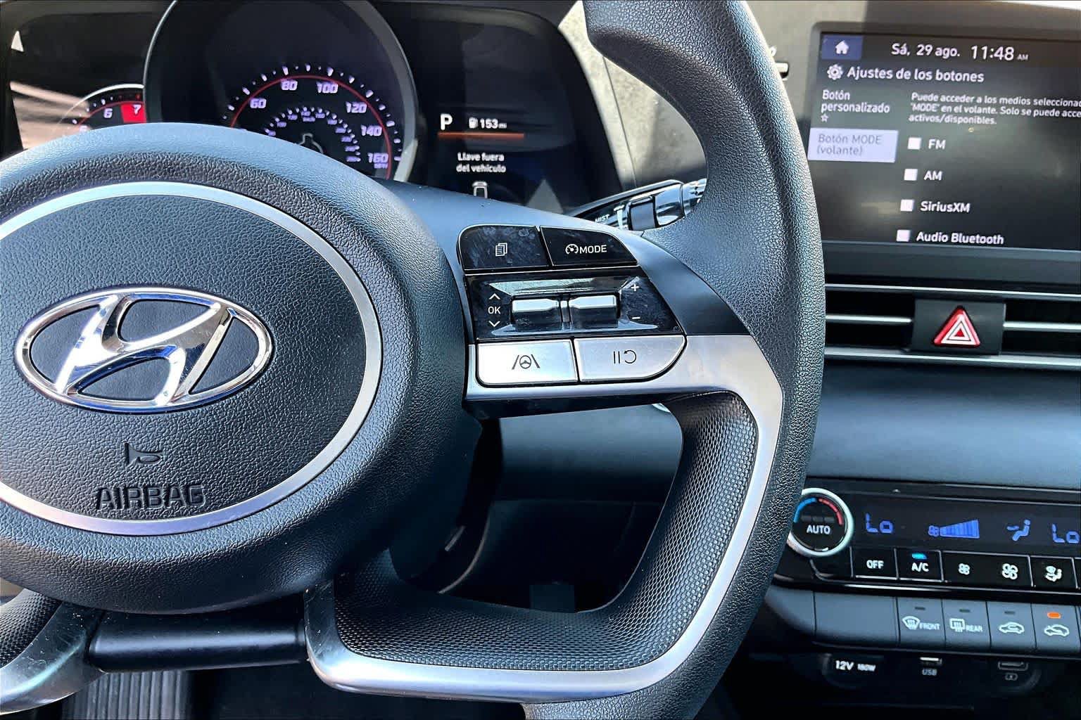 Used 2023 Hyundai Elantra SEL FWD image 25