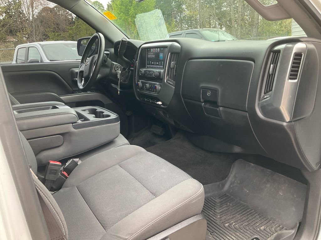 Used 2017 Chevrolet Silverado 1500 LT w/ All Star Edition AWD/4WD image 11