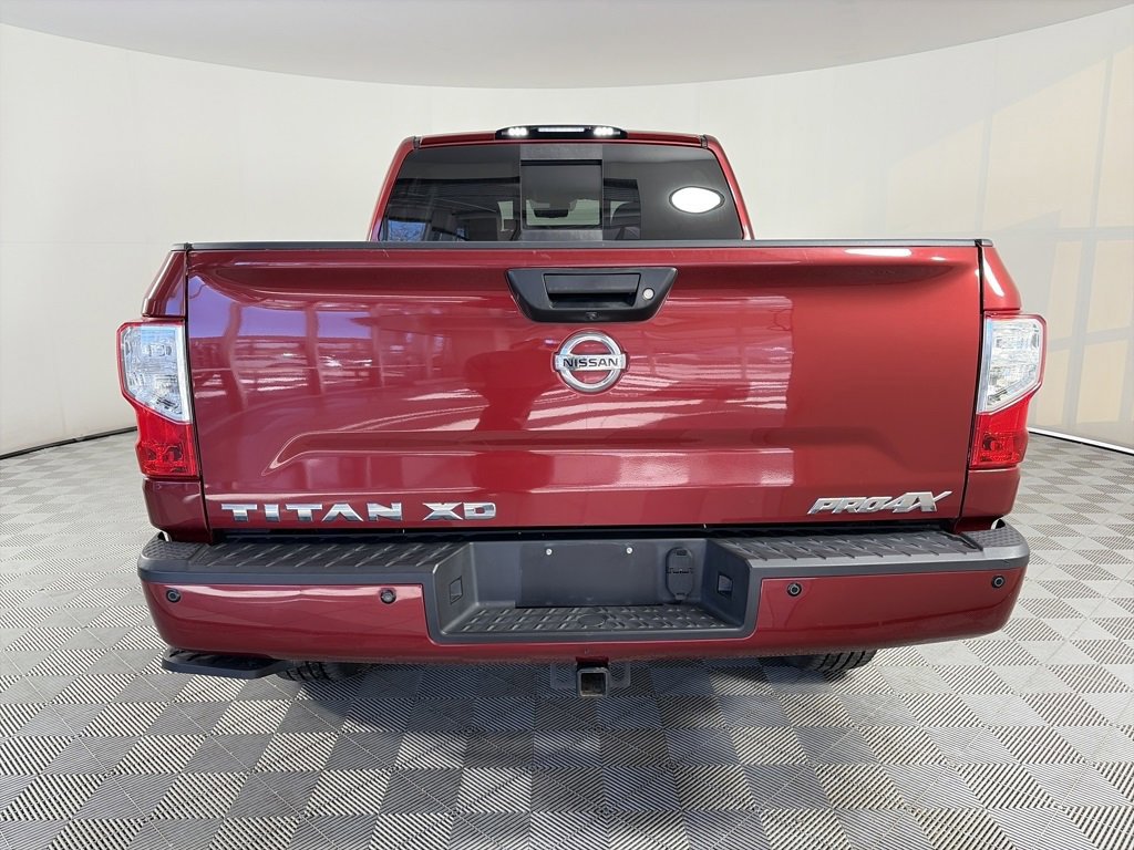 Used 2017 Nissan Titan PRO-4X image 4