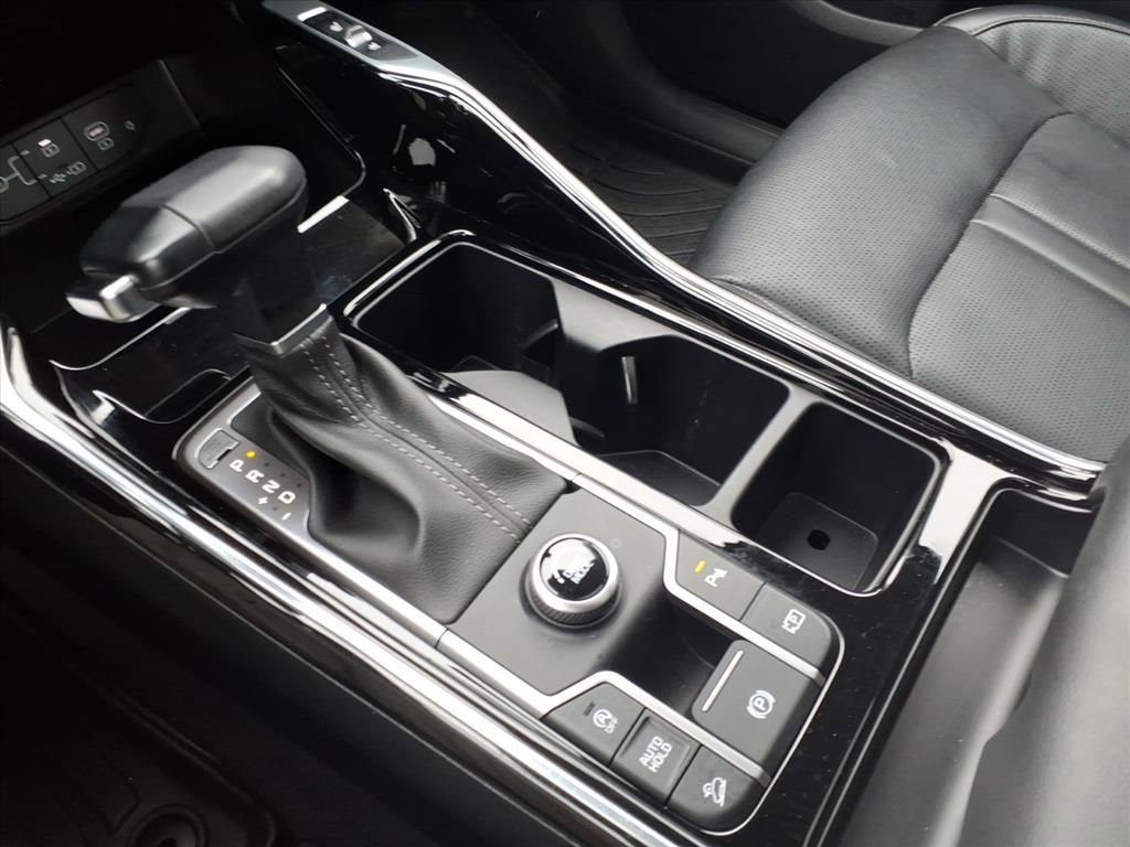 Used 2024 Kia Sorento SX image 21