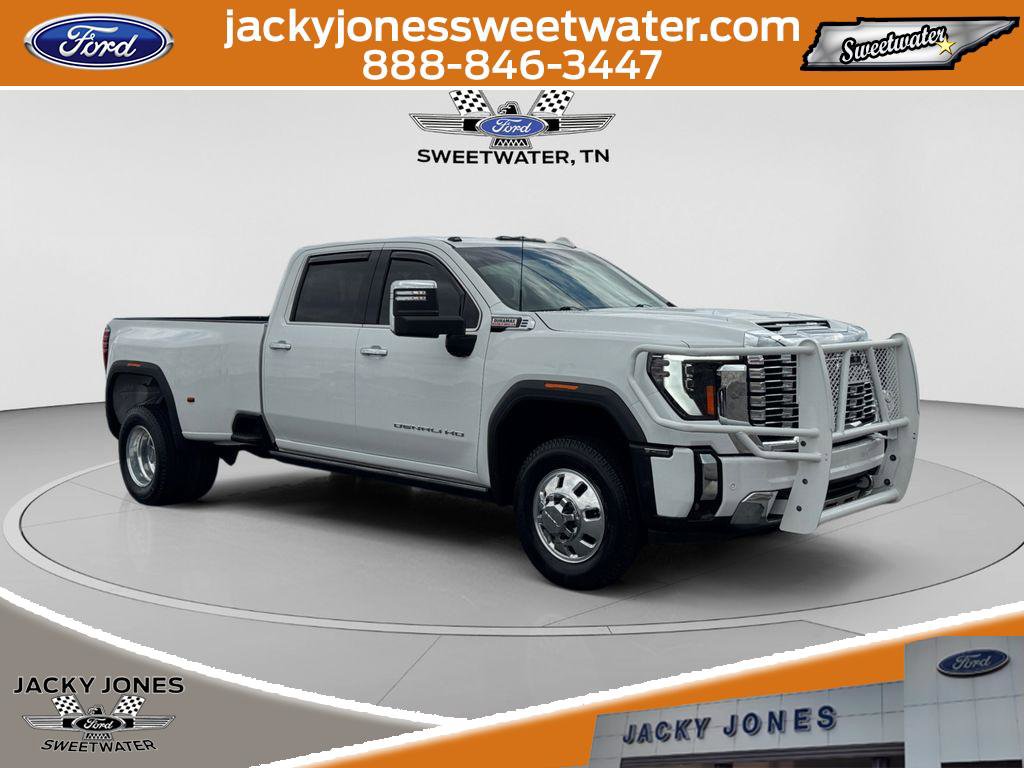 Used 2024 GMC Sierra 3500 Denali w/ Denali Reserve Package AWD/4WD image 7