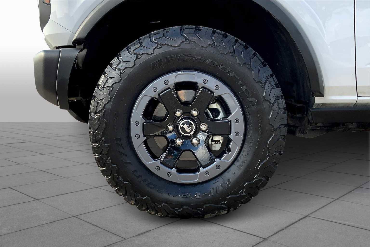 Certified 2022 Ford Bronco Badlands image 12