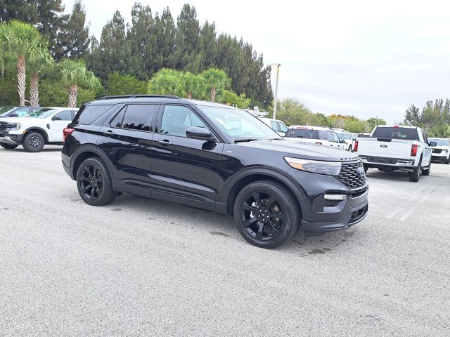 Certified 2023 Ford Explorer ST-Line w/ Class IV Trailer Tow Package image 6