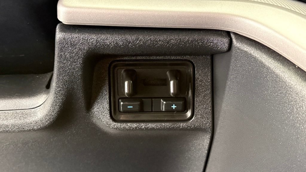 Certified 2025 Ford Expedition Max Active AWD/4WD image 57