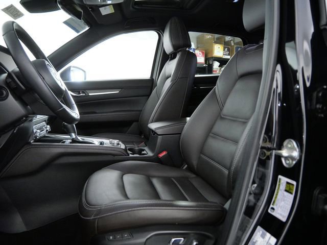 Used 2025 MAZDA CX-5 Signature image 17