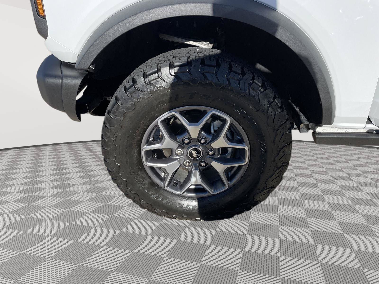 Certified 2025 Ford Bronco Badlands AWD/4WD image 10