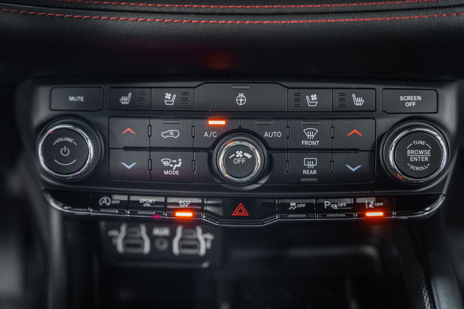 Used 2025 Dodge Durango GT AWD/4WD image 23