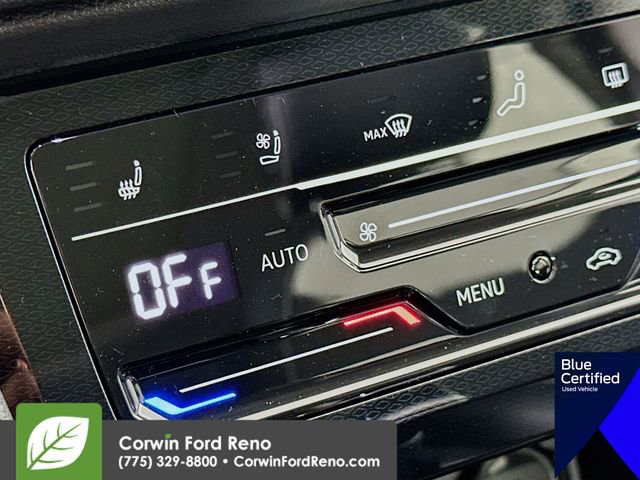 Used 2025 Volkswagen Taos SEL image 22