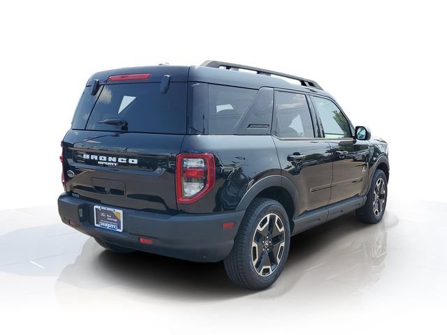Certified 2023 Ford Bronco Sport Outer Banks w/ Tech Package AWD/4WD image 4