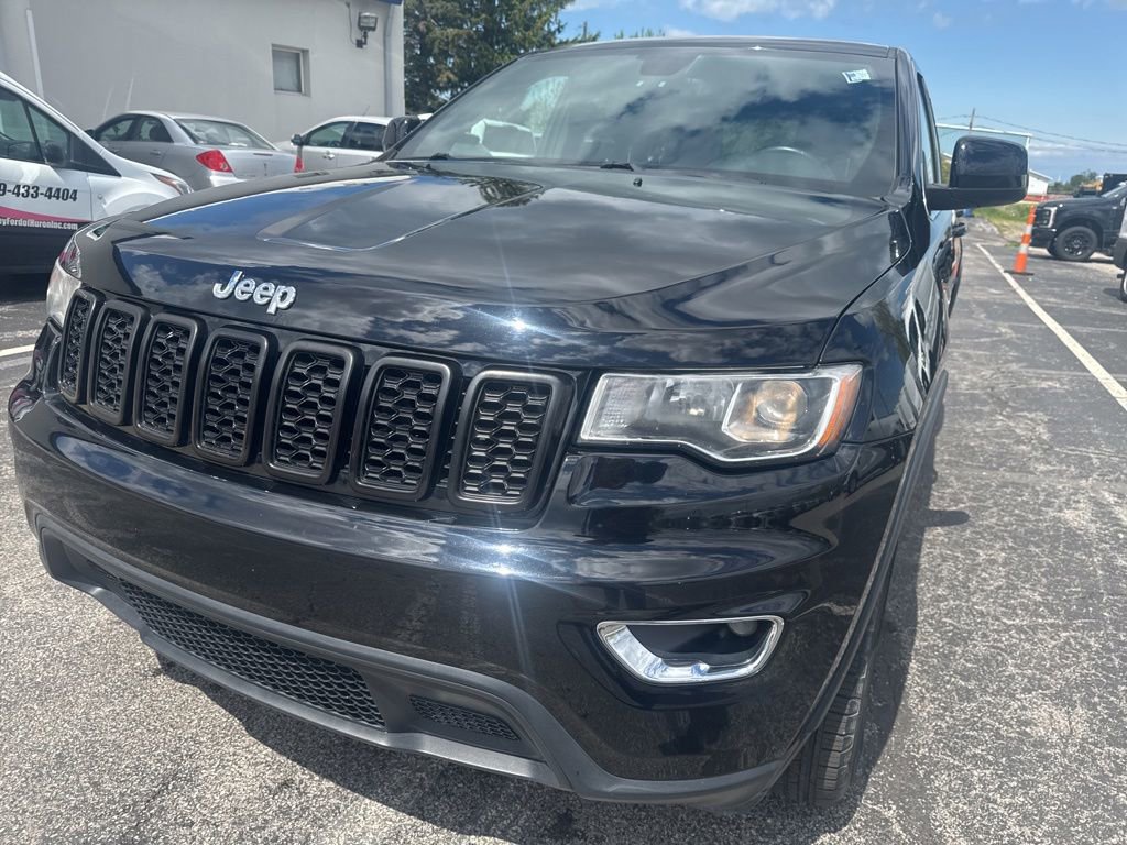 Used 2017 Jeep Grand Cherokee Laredo AWD/4WD image 49