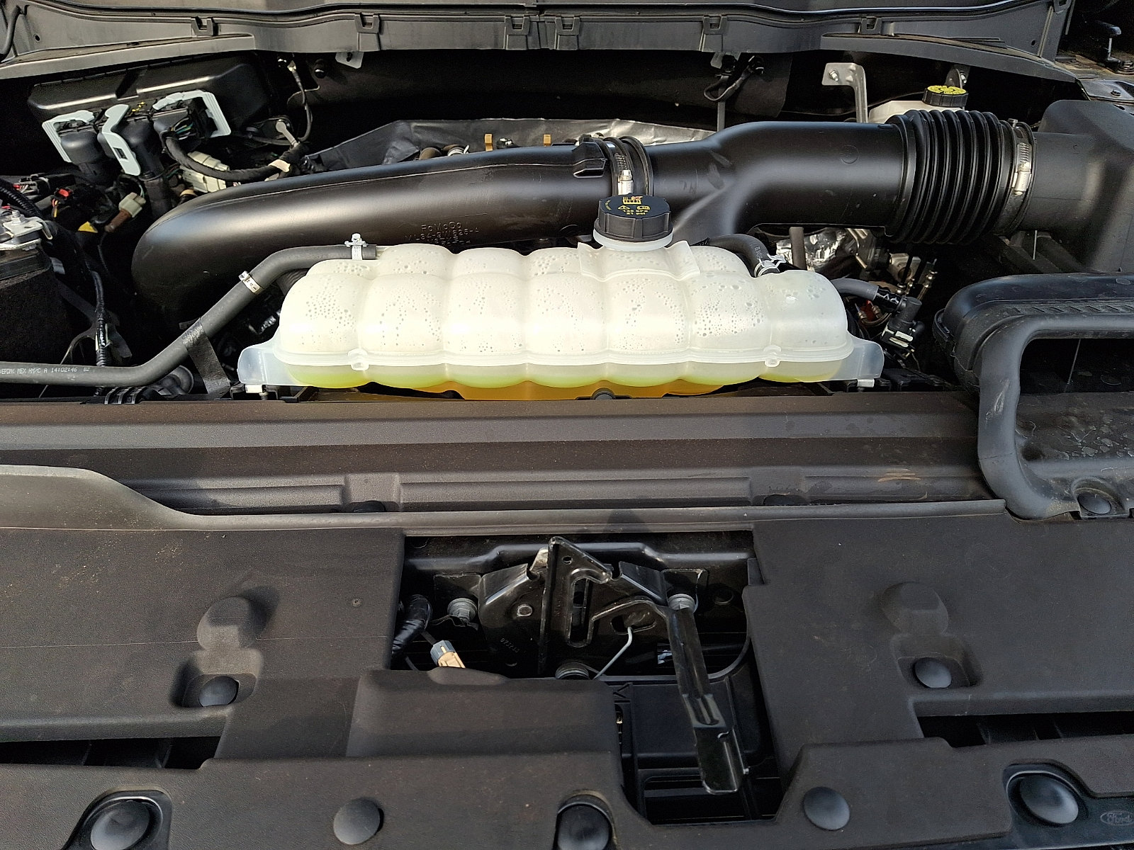 Certified 2024 Ford F150 XLT w/ Equipment Group 302A MID image 29