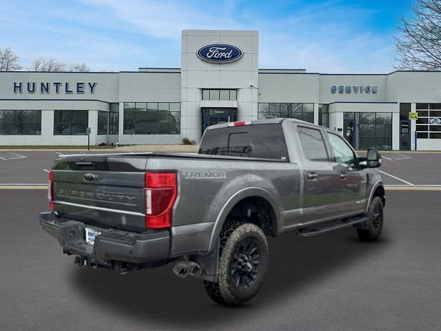 Certified 2022 Ford F250 Lariat w/ Tremor Off-Road Package AWD/4WD image 4