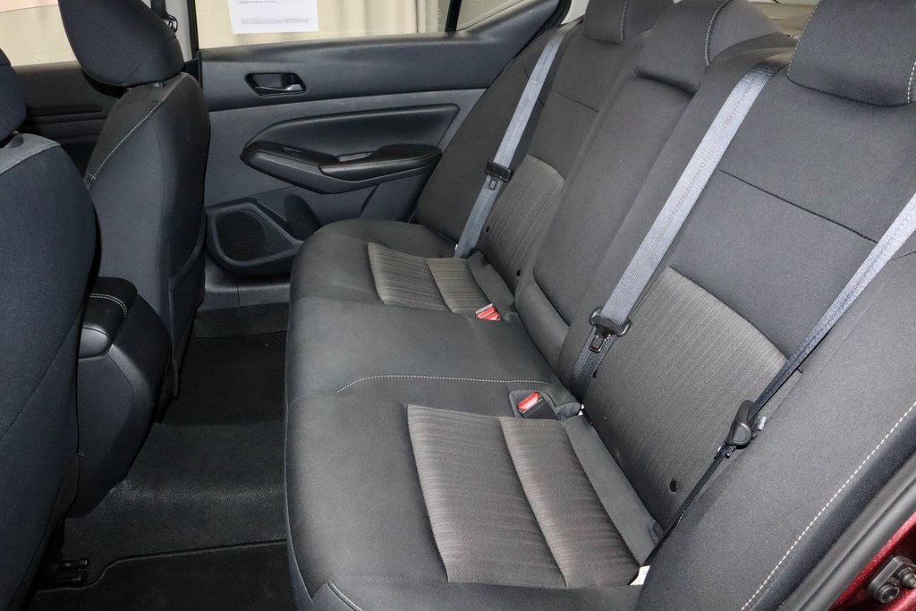 Used 2024 Nissan Altima 2.5 SV image 21