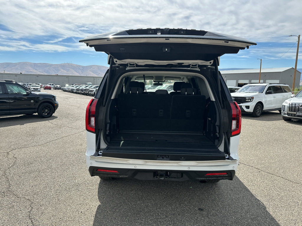 Certified 2025 Ford Expedition Active AWD/4WD image 22