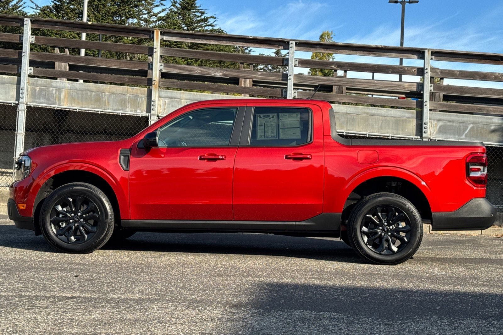 Certified 2024 Ford Maverick Lariat w/ Black Appearance Package FWD image 10