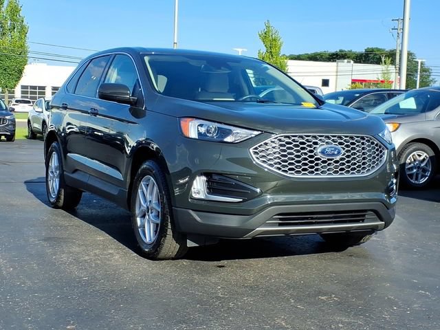 Certified 2023 Ford Edge SEL w/ Convenience Package AWD/4WD image 3