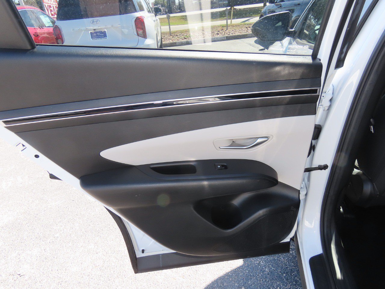 Used 2022 Hyundai Tucson SEL FWD image 17