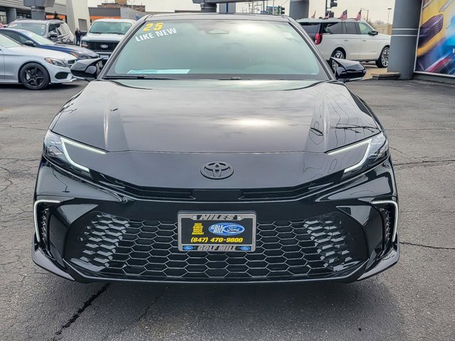 Used 2025 Toyota Camry XSE FWD image 7