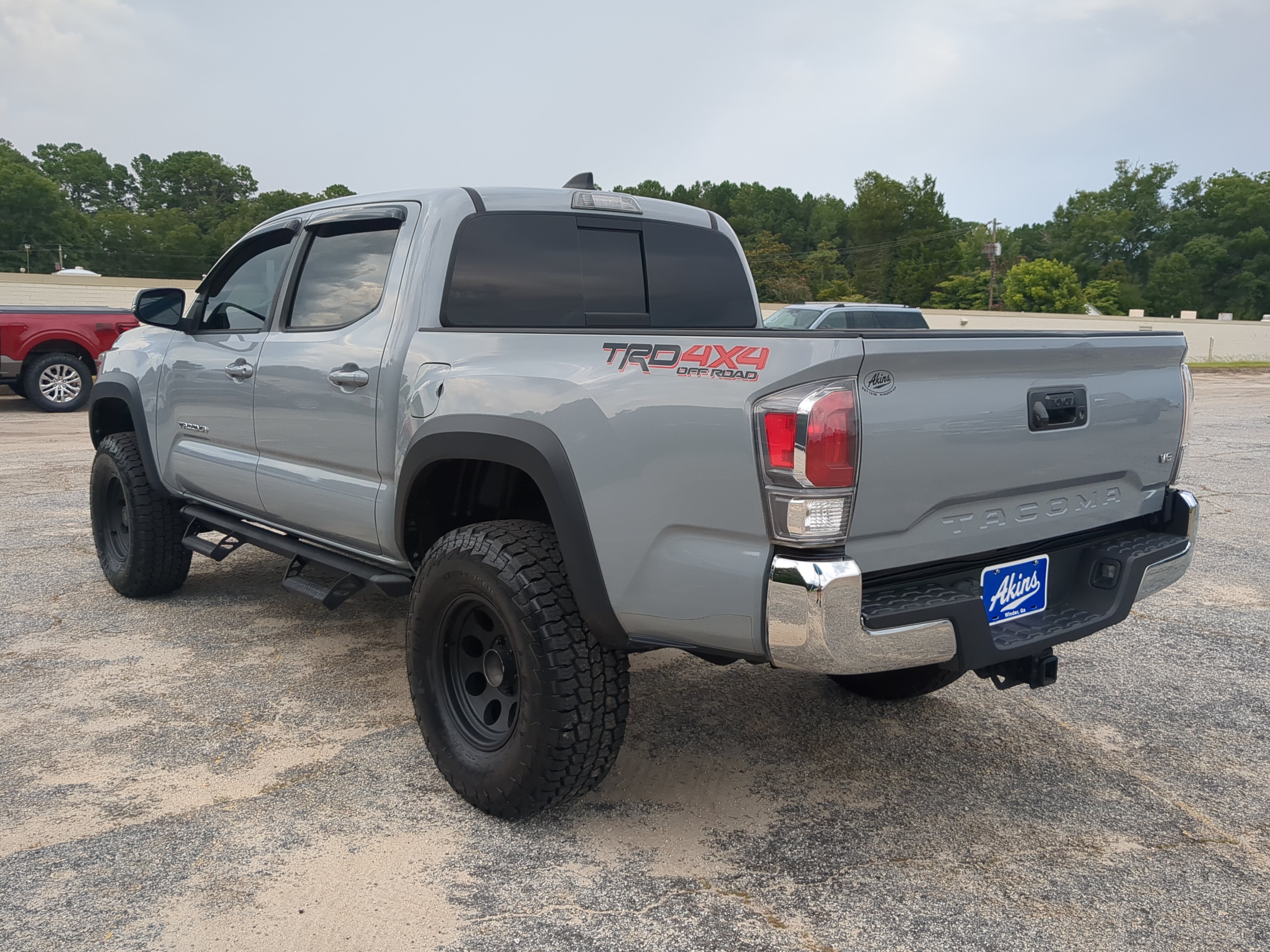 Used 2020 Toyota Tacoma TRD Off-Road AWD/4WD image 5