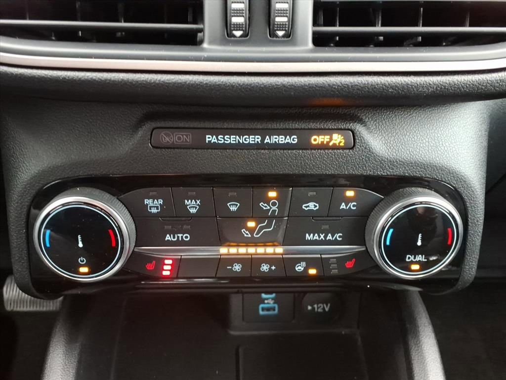 Certified 2022 Ford Escape SEL image 12