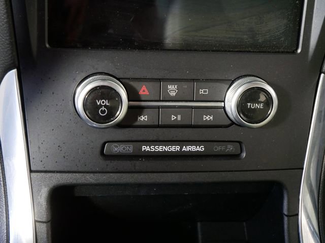 Certified 2024 Ford Edge Titanium AWD/4WD image 23