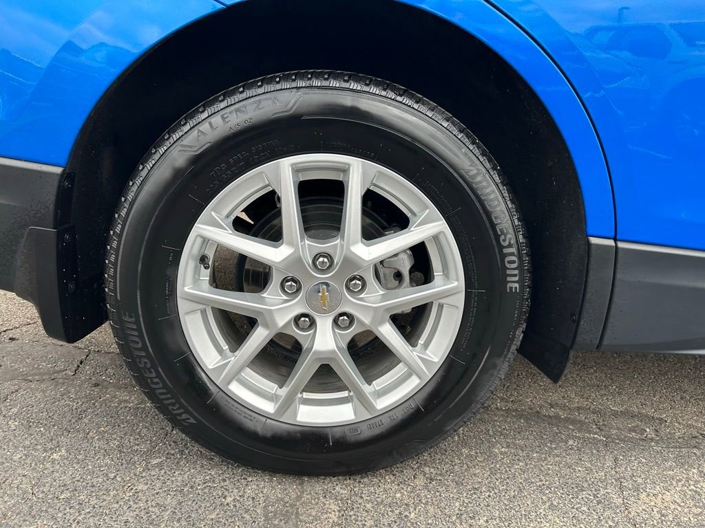 Used 2024 Chevrolet Equinox LT AWD/4WD image 10