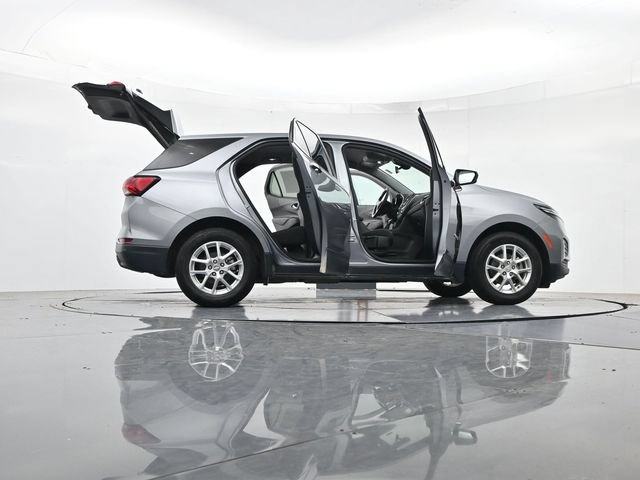Used 2024 Chevrolet Equinox LT FWD image 54