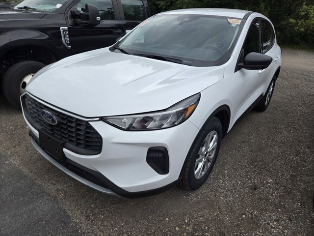 Certified 2025 Ford Escape Active FWD image 2
