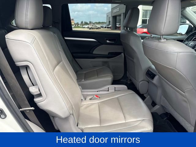 Used 2018 Toyota Highlander XLE FWD image 16
