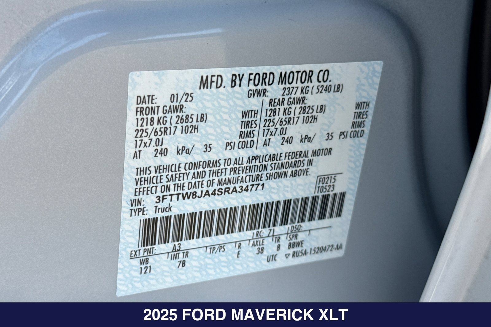 Certified 2025 Ford Maverick XLT w/ Equipment Group 302A AWD/4WD image 29