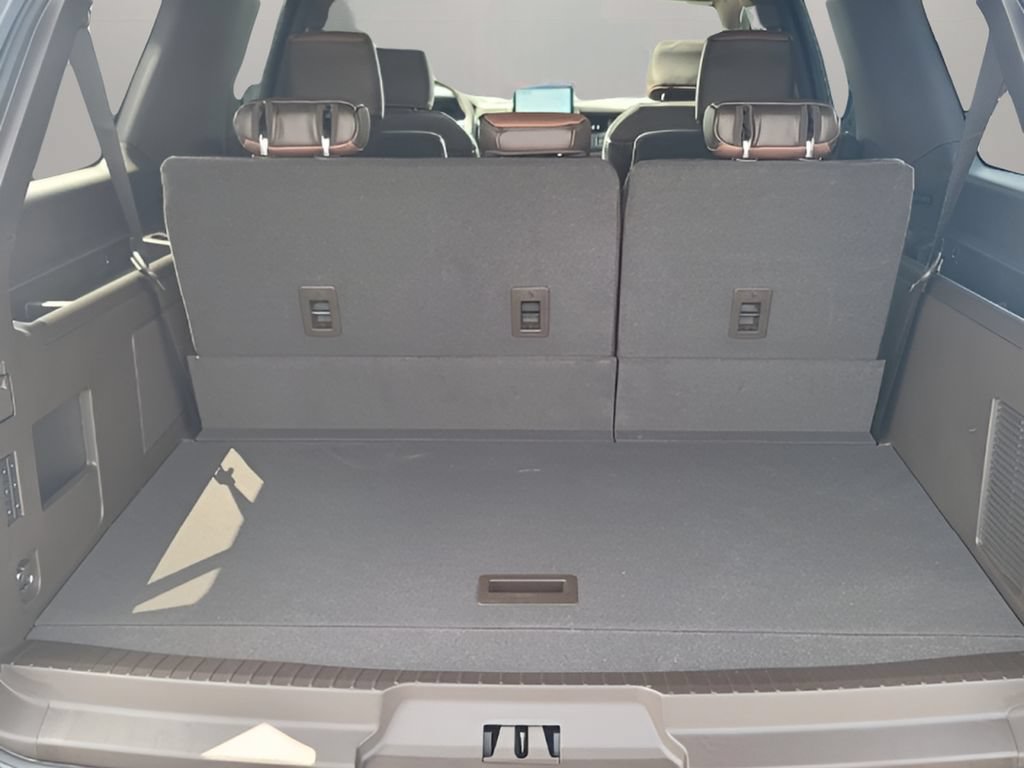 Certified 2024 Ford Expedition Max King Ranch AWD/4WD image 10
