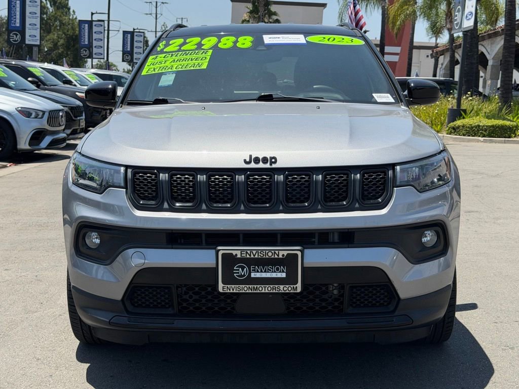 Used 2023 Jeep Compass Latitude AWD/4WD image 5