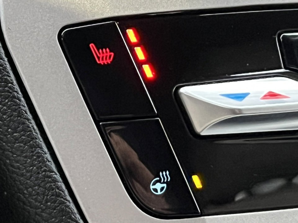 Certified 2023 Ford Explorer XLT w/ Equipment Group 202A image 27