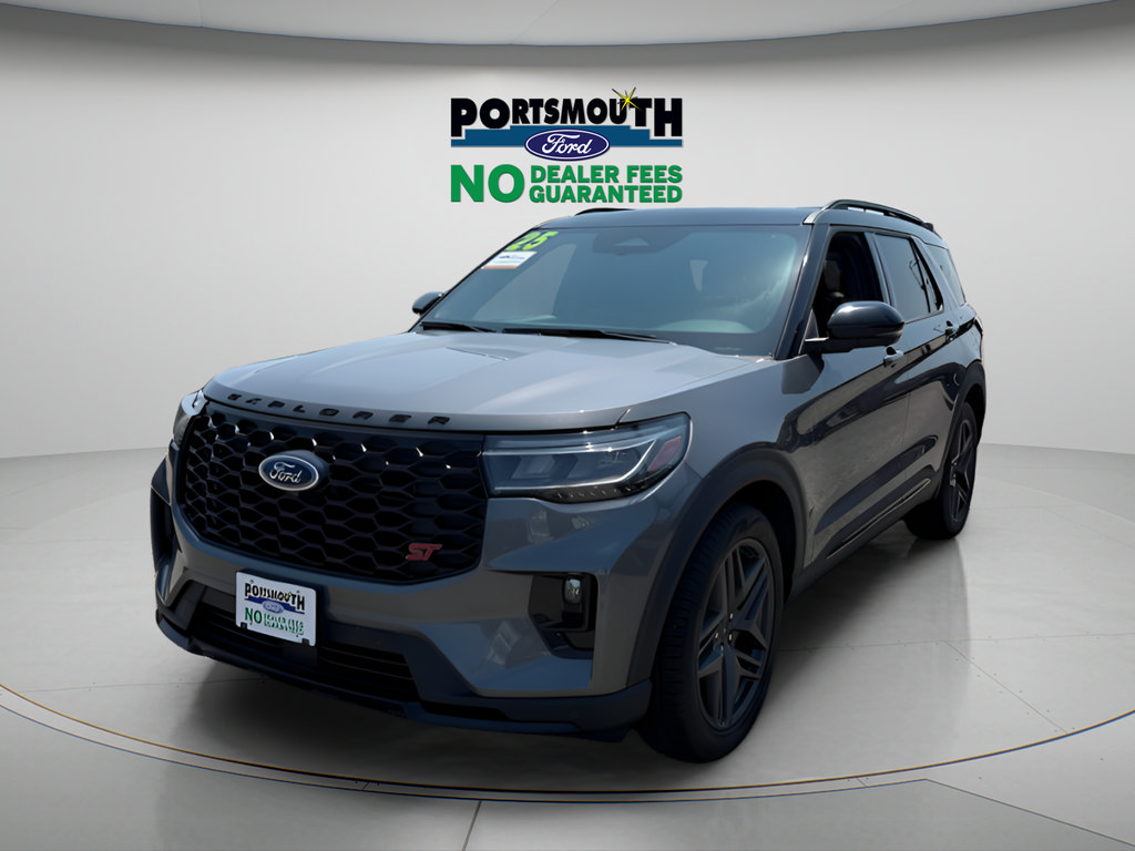 Certified 2025 Ford Explorer ST AWD/4WD image 16