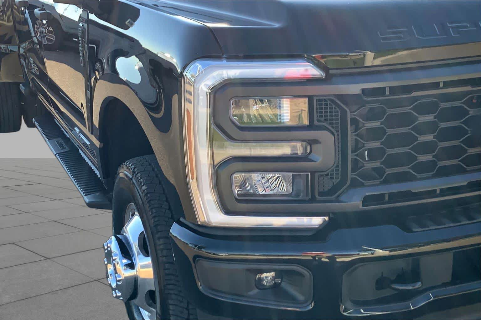 Certified 2026 Ford F350 XL w/ STX Appearance Package AWD/4WD image 28