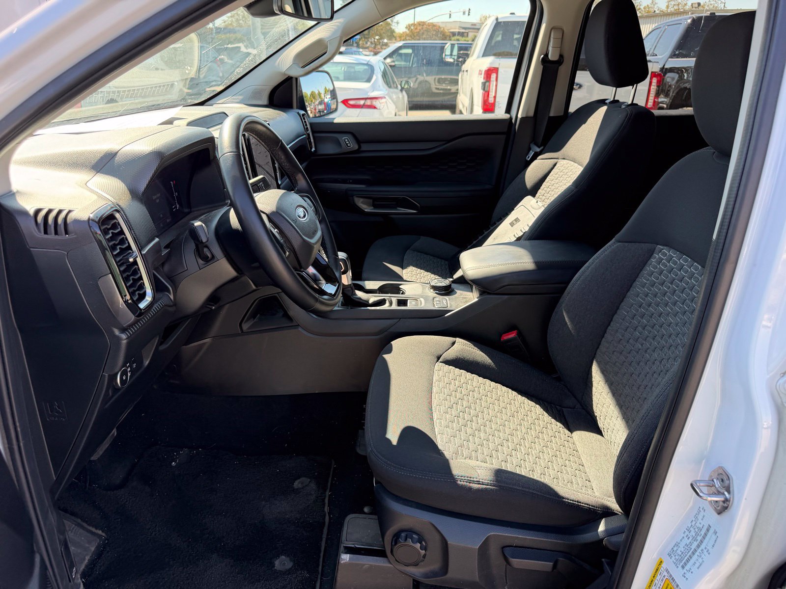 Certified 2025 Ford Ranger XLT w/ FX4 Off-Road Package AWD/4WD image 10