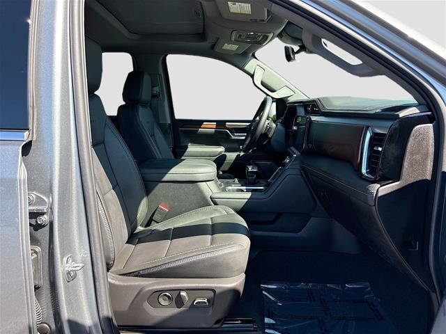 Used 2025 GMC Sierra 1500 Denali AWD/4WD image 32