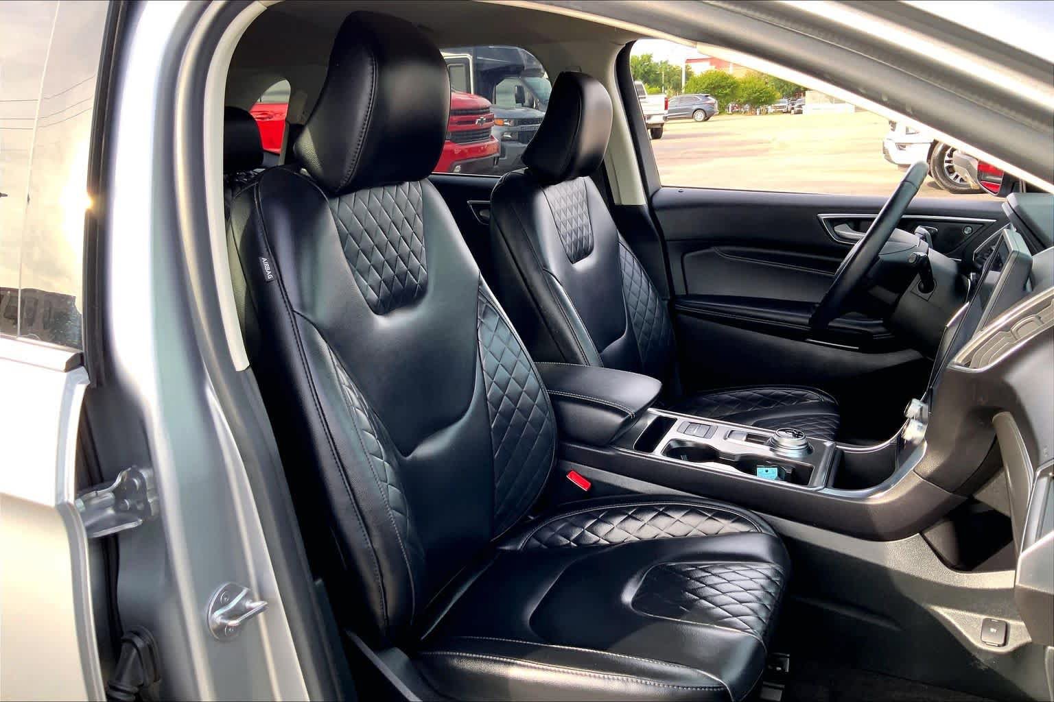 Certified 2023 Ford Edge Titanium AWD/4WD image 9