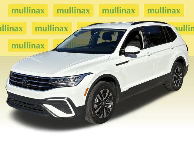 Used 2024 Volkswagen Tiguan S image 6