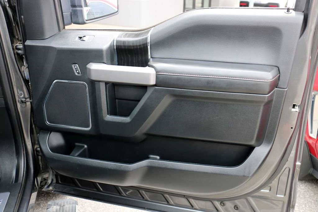 Certified 2018 Ford F150 Platinum w/ Equipment Group 701A Luxury image 42